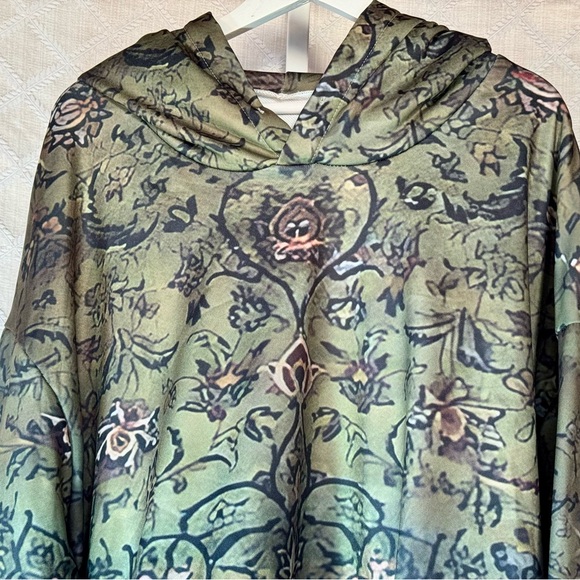 Olive Green Hoodie with a Bohemian Print, 4X - Picture 2 of 3